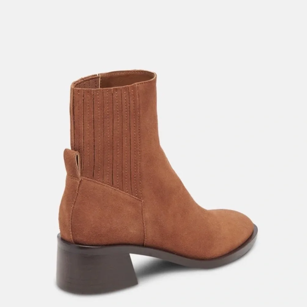 Dolce Vita Linny H20 Boots Suede Truffle Brown